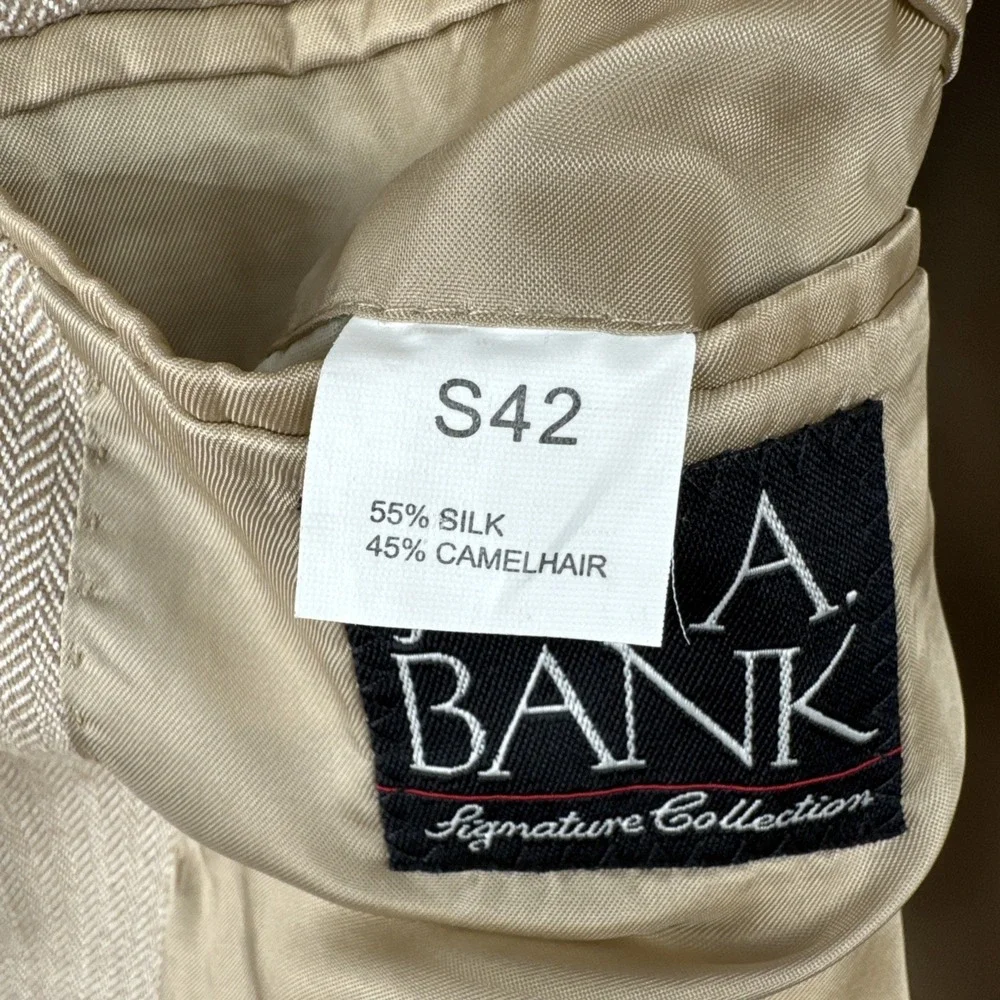 Jos A Bank Silk Camel Hair Mens Tan Herringbone Blazer 42S Casual preppy
